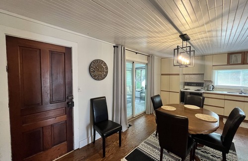 Bancroft House | York View House. Newly Listed June 2023! nA 2 bedroom home ready for your visit