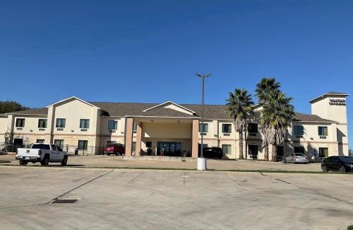 Yorktown Hotel | Yorktown Inn and Suites