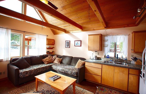Foresta Cabin | Yosemite Hilltop Cabins, Sage Cabin,15 min to the Valley floor, Wifi