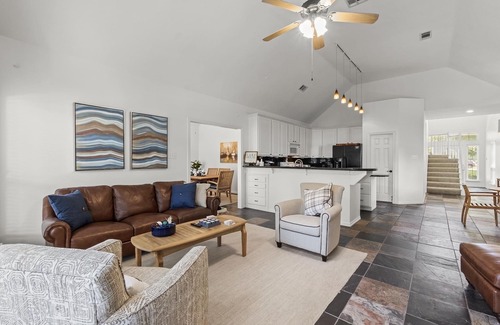 Seven Coves House | You deserve a weekend at the LAKE!
