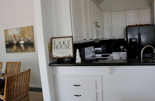 Seven Coves House | You deserve a weekend at the LAKE!