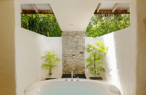 Uthurumaafaru Resort | You & Me Maldives - Adults Only - Premium All-Inclusive