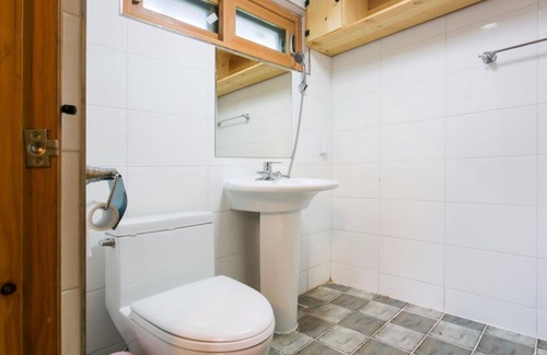 Suju House | Youngwol Dudeokgol Hyu Pension