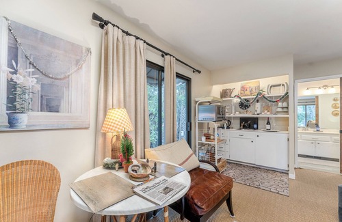 Northeast Carmel Apartment | Your Carmel Destination Retreat, Close To Town.