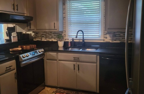 Easley House | Your Carolina Oasis Awaits- PETS FREE! Support Animal Welfare in the Carolinas