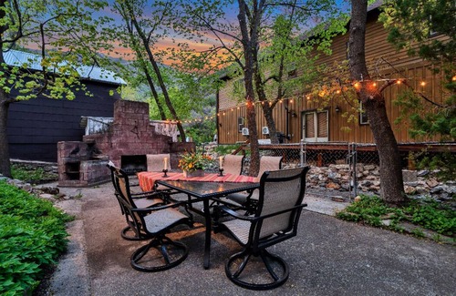 Snowbird House | Your creekside cabin is nestled between mountains and a crisp babbling brook