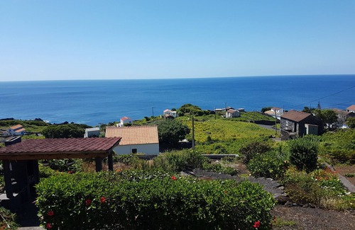 Calheta de Nesquim House | Your dream holidays in Pico Island, Azores - 5 minutes from water and mountain