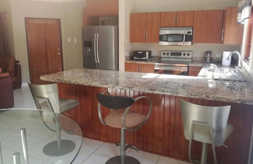 Havendale Apartment | *YOUR HOME AWAY FROM HOME!*