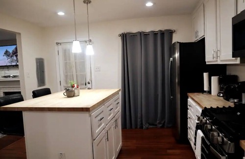 Cedar Crest House | Your home away from home in the heart of Dallas