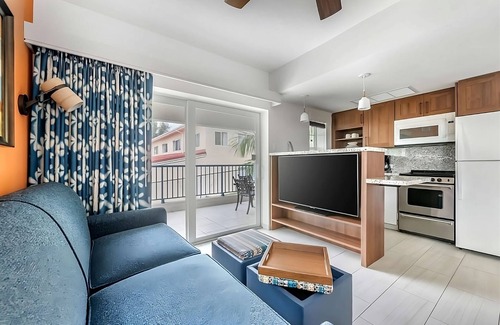 Simpson Bay Hotel | Your Home Away from Home! Ocean View, Full Kitchen, Swimming Pool, Free Parking!