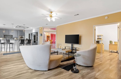 Colleyville House | Your Home Away From Home in DFW