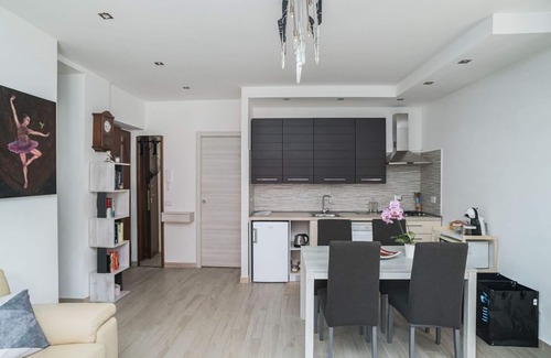 Pigneto Apartment | Your home for visiting Rome - sun, relax and fun near Metro