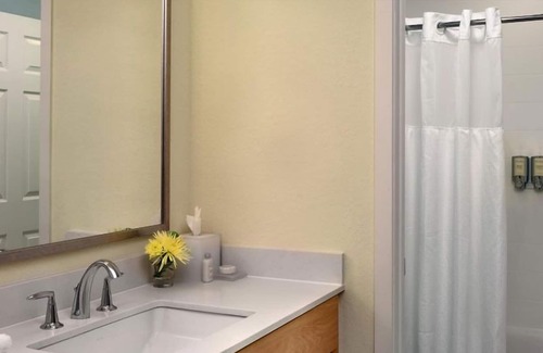 Parsippany House | Your Home Away From Home! Spacious Unit with Free Parking! Convenient Location!