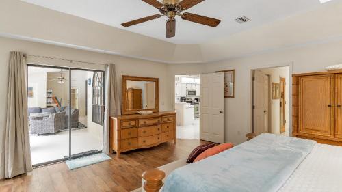 Crystal River House | Your Manatee and Scalloping Adventure Retreat in Crystal River