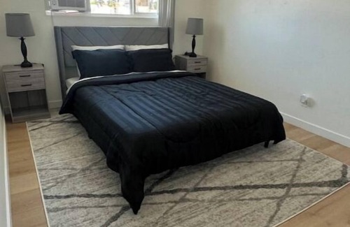 Santa Ana Heights Apartment | Your new stay away 2B1B Near Disney, Knotts, DTLA