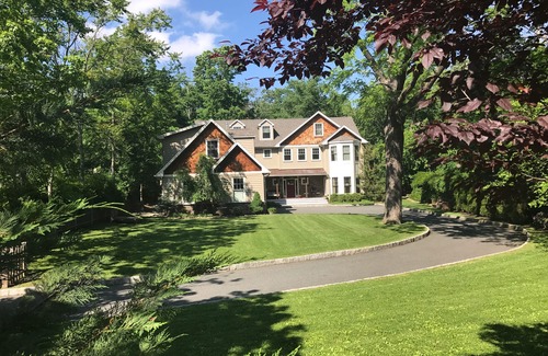 Roseland Cottage | Your Own Carriage House Close to NYC
