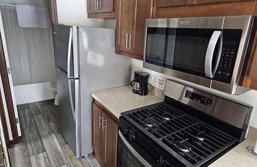 Isle Apartment | Your Peaceful Retreat Awaits at Appeldoorn’s!