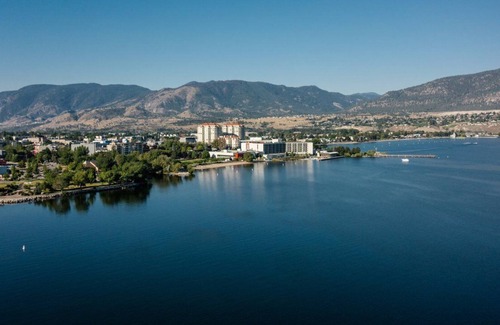 Okanagan-Similkameen House | Your Penticton experience starts here!