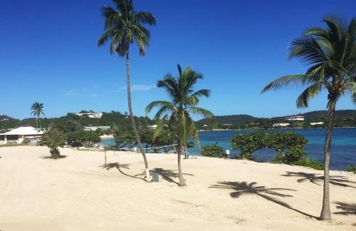 Red Hook Apartment | Your Perfect Beachfront Condo in Paradise - Sapphire Beach