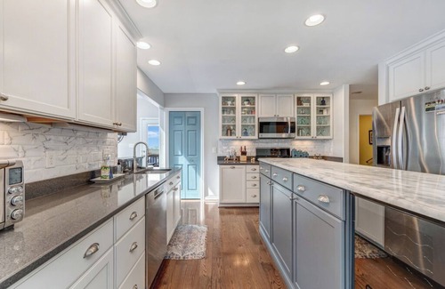 Captain's Cove House | Your Song - Gorgeous Waterfront in Captain's Cove!