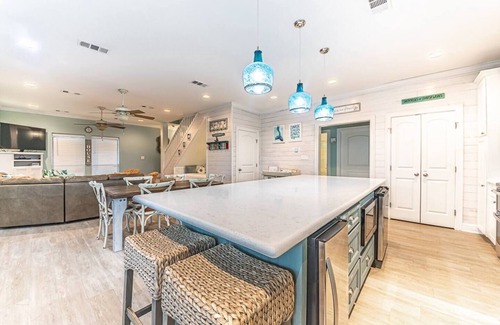 Crystal Beach Cabin | Your Summer Getaway! Entire House!