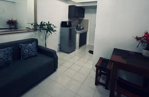 Silang Junction South Apartment | Your Tagaytay Prime Residence Staycation