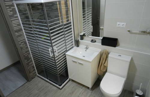 Logrono Condo | YOUR-TRIP Ideal for wine tourism and Laurel street