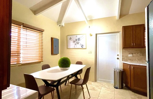 Estate Saint John House | Your Vacation Villa - Minutes away from the beach!