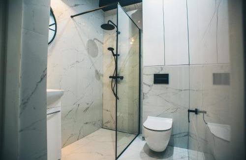 Nowe Miasto Apartment | YOURAPART STARÓWKA z JACUZZI