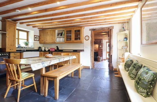 Pennant Melangell Cottage | YSGUBOR PWLLIAGO, pet friendly, luxury holiday cottage in Llangynog