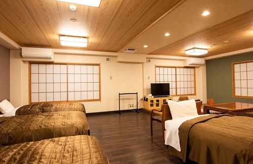 Yudanaka Shibu Onsen House | Yudanaka Ryokan Hakura