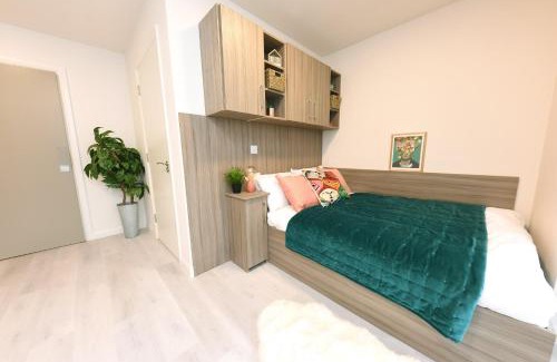 Cork Other | Yugo Explore - Melbourn Point