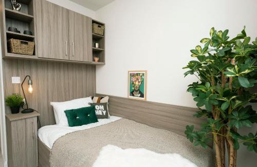 Cork Other | Yugo Explore - Melbourn Point