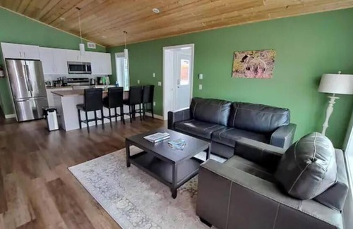 Whitehorse House | Yukon Hot Springs Suite #32
