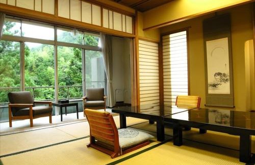 Shinshiro Hotel | Yunokaze HAZU