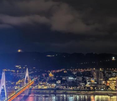 Yuzhong Hotel | Yunqi River View Terrace Hotel
