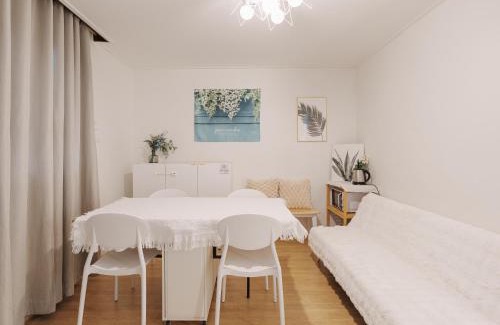 Seokchon-dong Apartment | Yuri Stay 1 jamsil coex lotteworld 아산병원 삼성병원