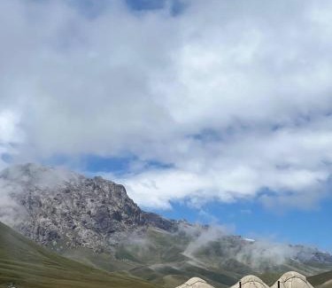 Naryn Region House | Yurt camp Visit Kol-Suu