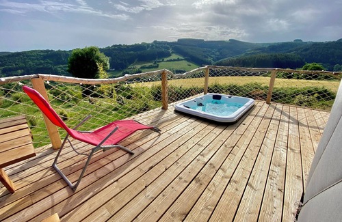 Saint-Beauzely Cabin | Yurt with SPA in the heart of nature!