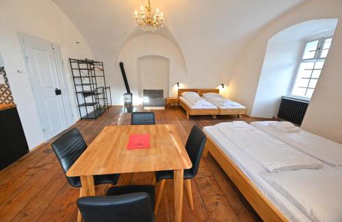 Valec Apartment | Zámecká lesovna