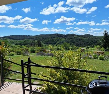 Egerszalok Apartment | Zöld Terasz Vendégház