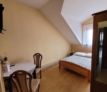 Sedziszow House | Złota Róża