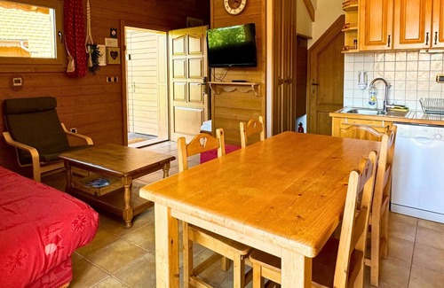 Mont-Saxonnex Apartment | Z-Chalet Mitoyen 8B., Z-Chalet Mitoyen 8B.
