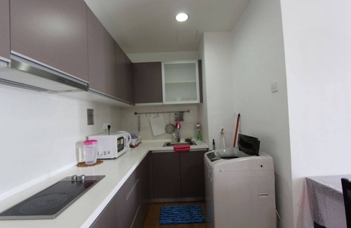 Chow Kit Apartment | Z4 Infinity Pool Big Studio@Near KLCC