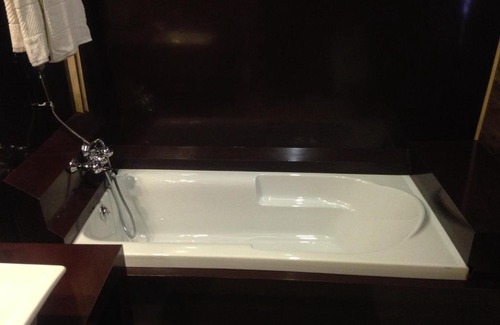 Nagin Bagh Hotel | Zaffer Group Of Houseboats