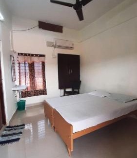 Kollam Hotel | Zaina Tourist Home