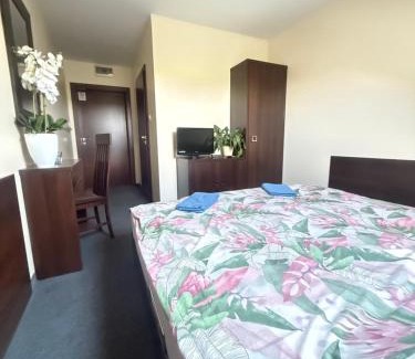 Ciagowice Hotel | Zajazd CISZA