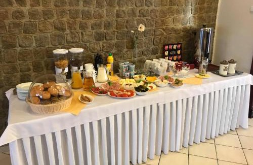 Nowosiołki-Kolonia Hotel | Zajazd Gościniec