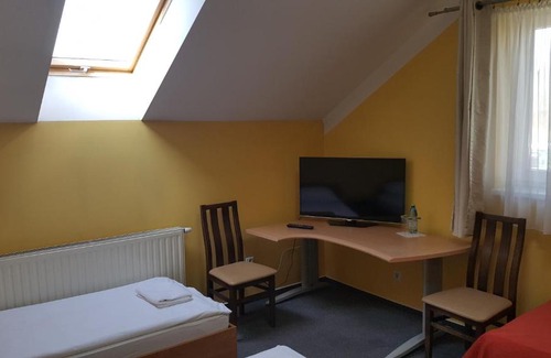 Lancut Hotel | Zajazd Gosciniec
