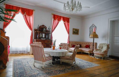 Usobi Apartment | Zamek Usobi